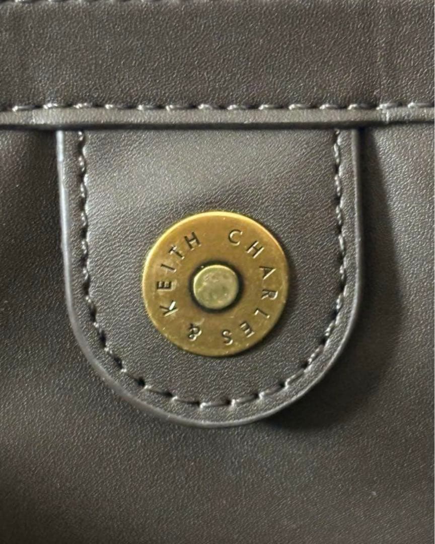 CHARLES & KEITH クラシックダブルハンドル トートバッグ