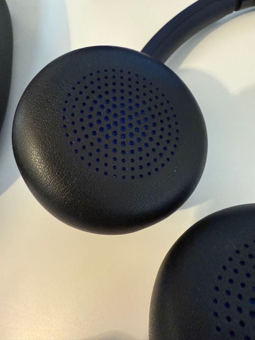 Anker PowerConf H700（ワイヤレスヘッドセット）充電スタンド付