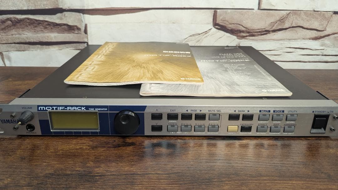 YAMAHA MOTIF-RACK 音源モジュール