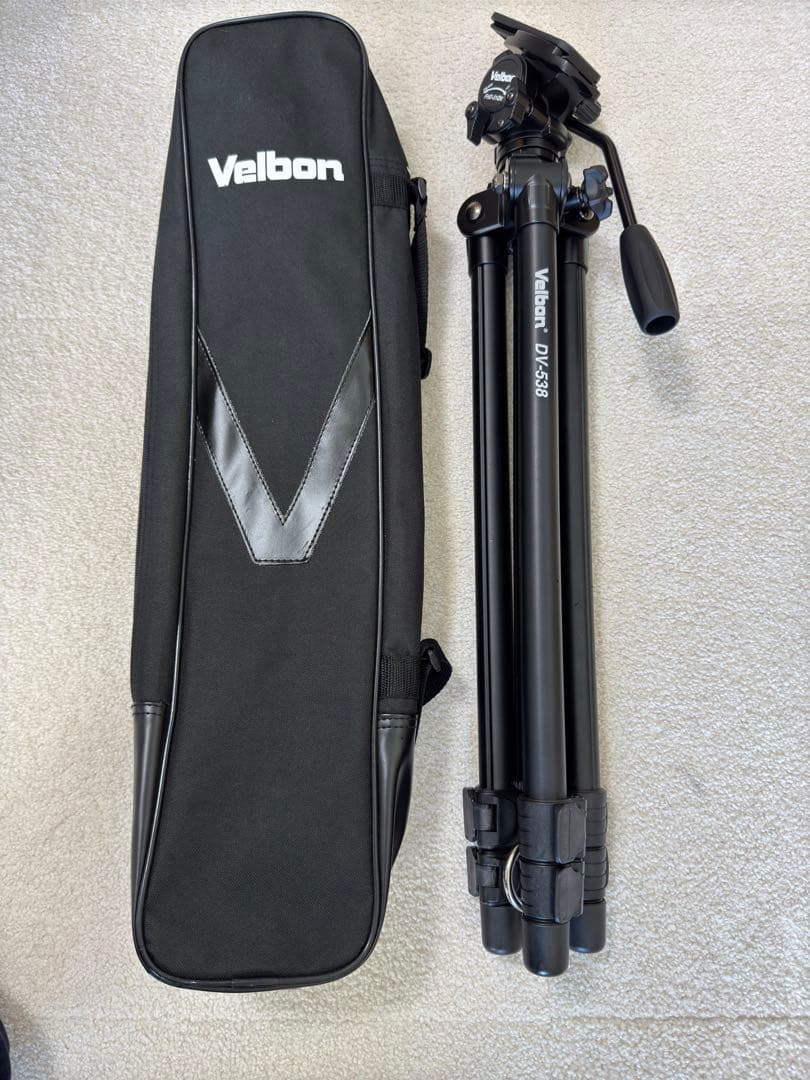 Sony FDR-AX45 ビデオカメラ 本体と三脚セット(破損部有)