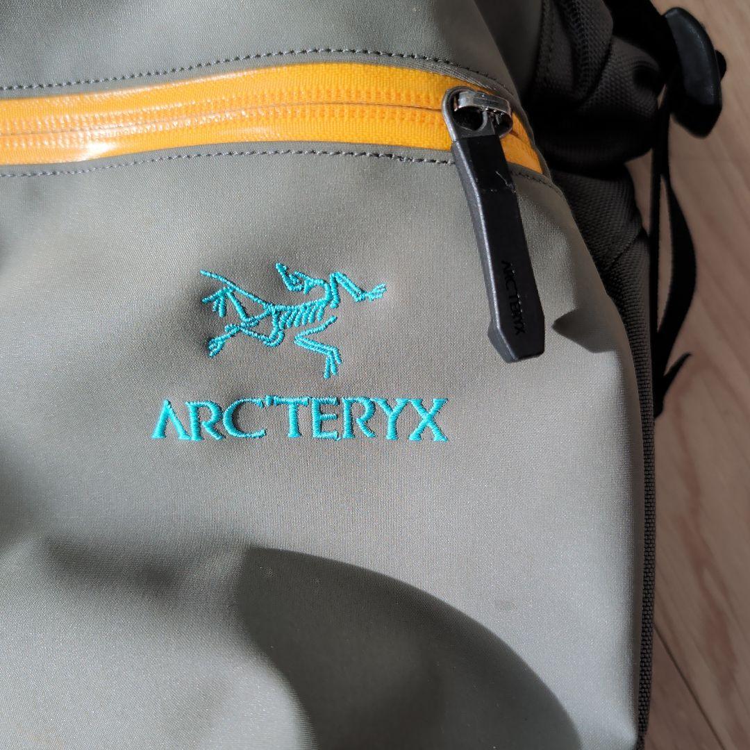 ARC'TERYX　アークテリクス アロー8 BEAMS別注