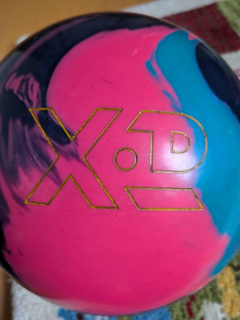 GLOBAL REALITY GRT ボウリングボール　15ポンド