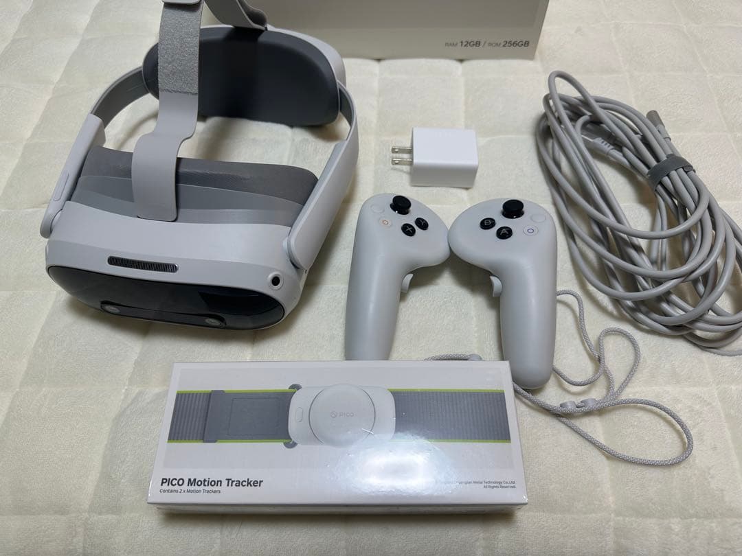 PICO 4 Ultra 1st Anniversary Pack ✨おまけ付き