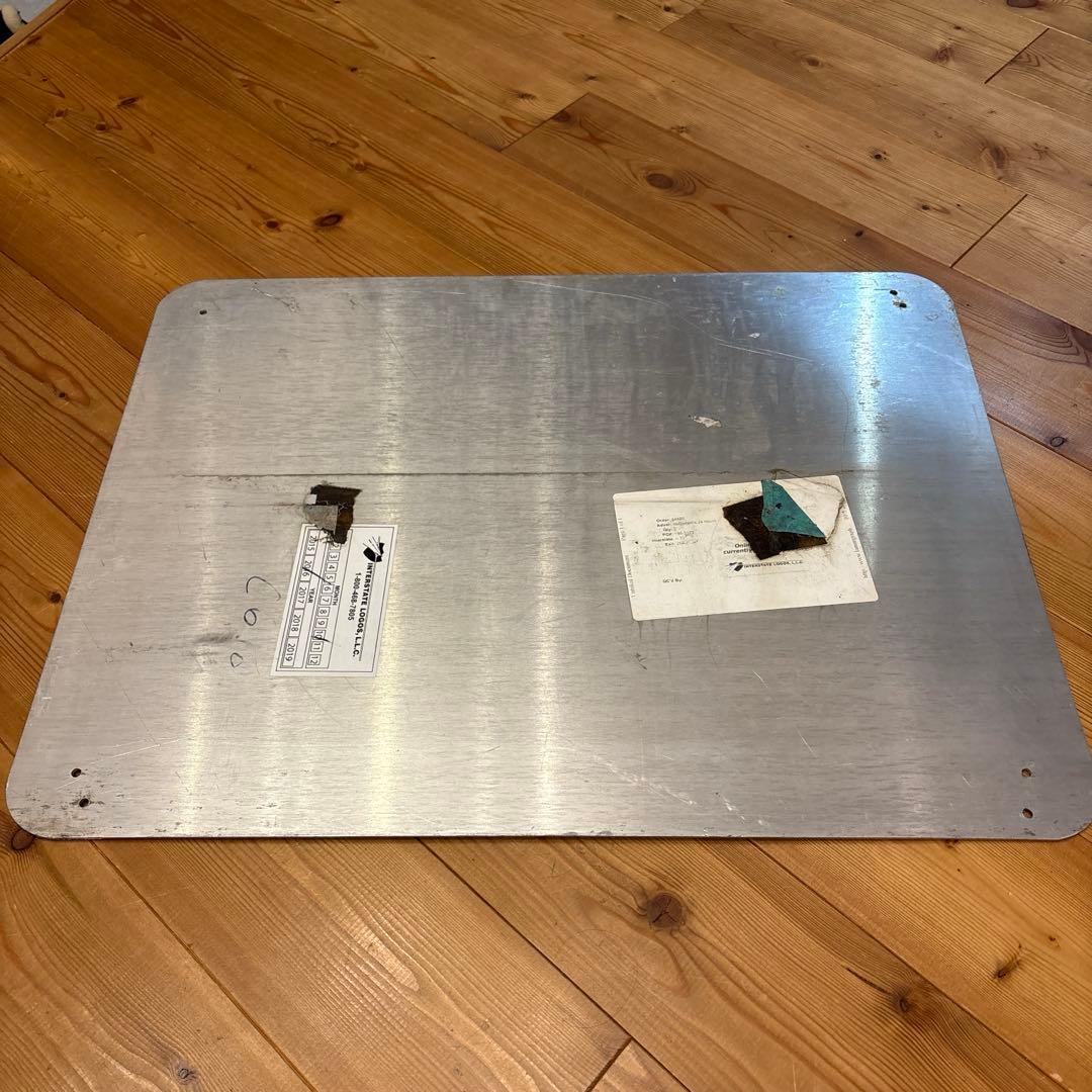 USA マクドナルド　ロードサイン　看板　ガレージ　McDonalds