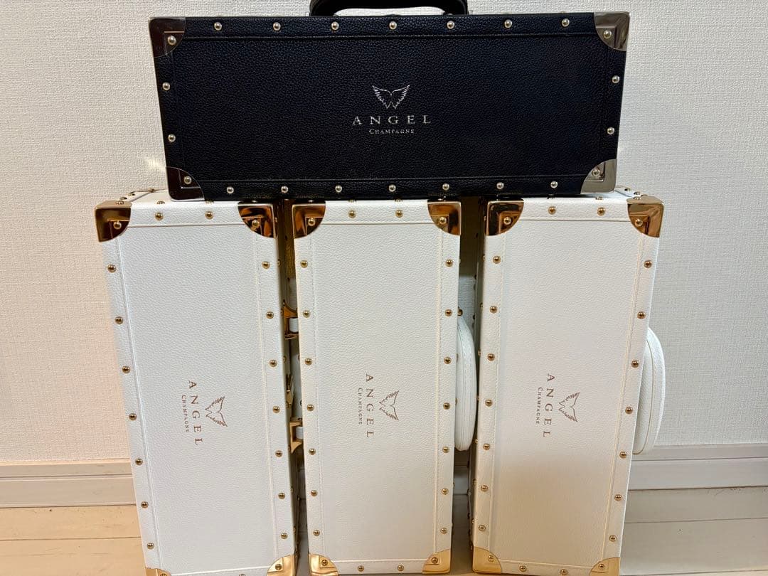 「美品」エンジェル ホワイトブラック空箱 ボトルケース 4個セット ※1本瓶付き