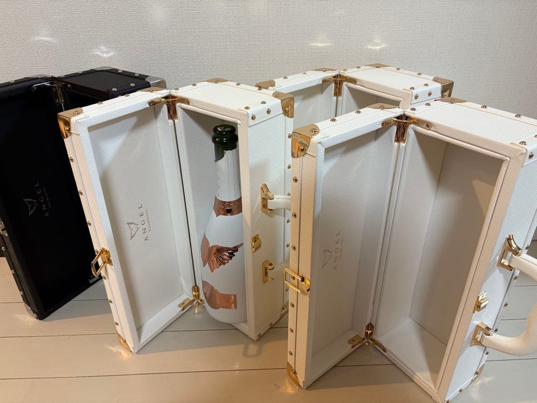 「美品」エンジェル ホワイトブラック空箱 ボトルケース 4個セット ※1本瓶付き