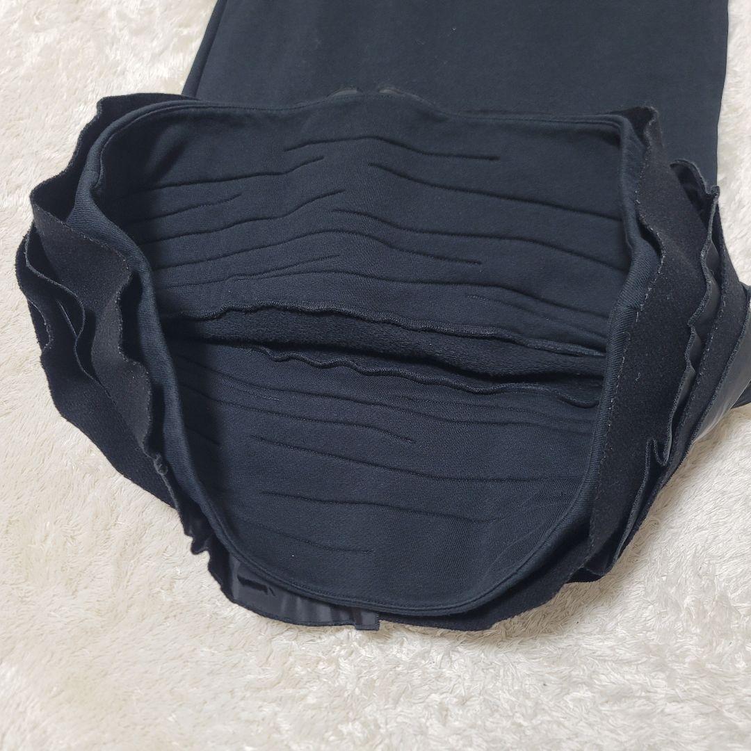 MONCLER モンクレール ワンピース フリル 裏起毛 ロゴワッペン