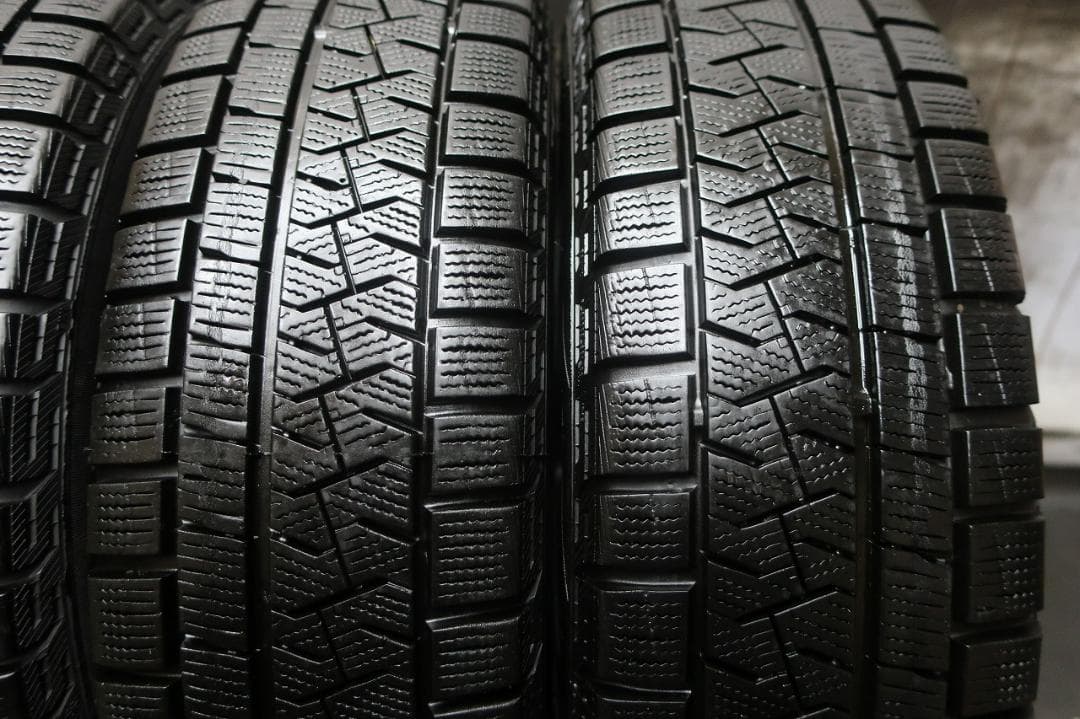 スタッドレス ピレリ 165/55R15 溝有 スズキ ワゴンR スティングレー