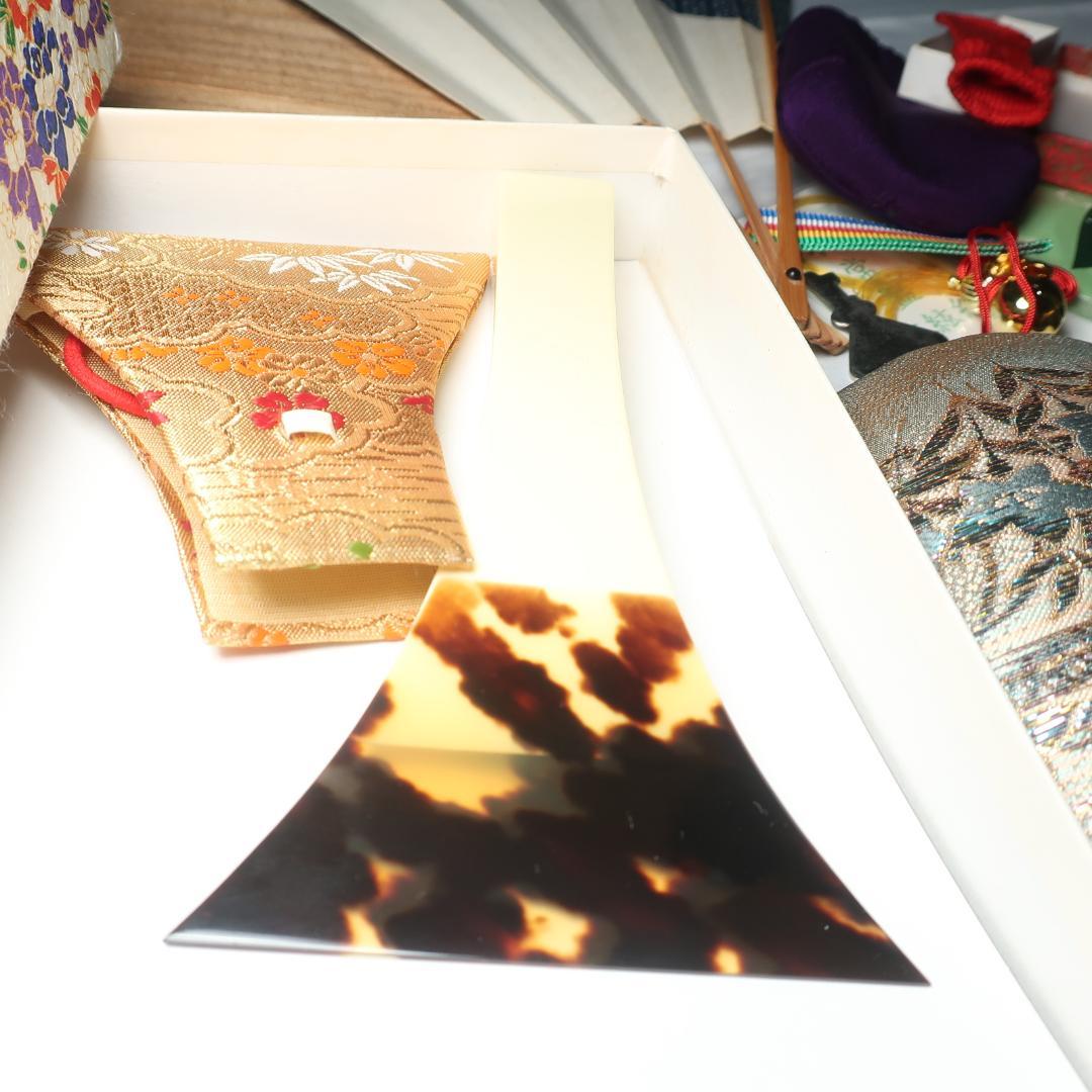 三味線 細棹 綾杉胴 花柄彫刻 ハードケース 鼈甲撥 付属 長唄 和楽器 E27