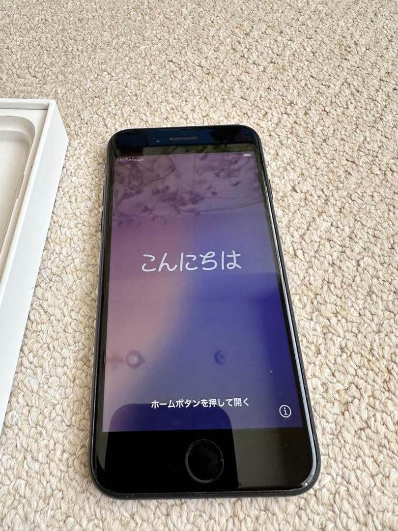 Apple iPhone SE4 ブラック 本体