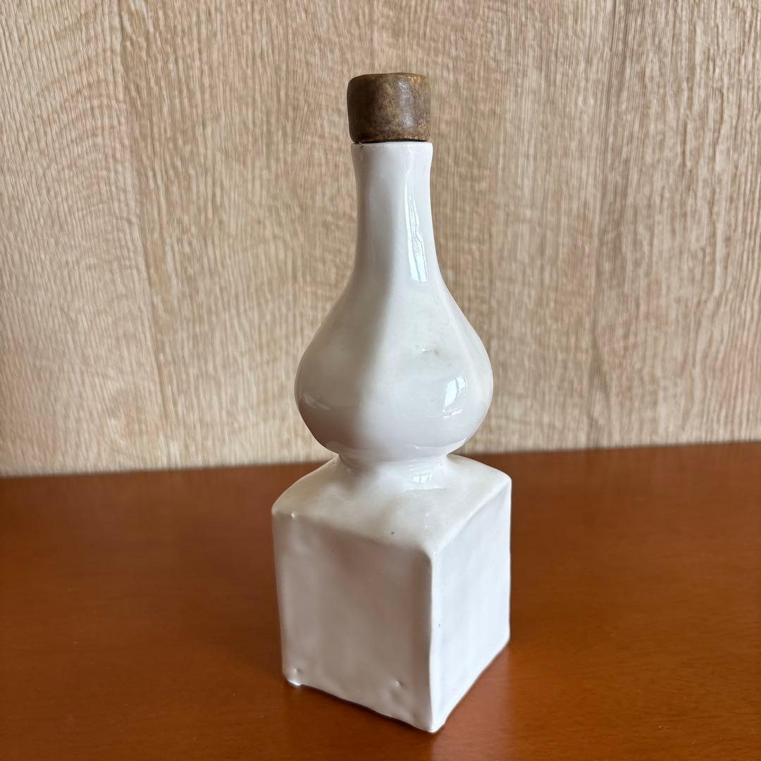 内田鋼一氏作 白釉酒器