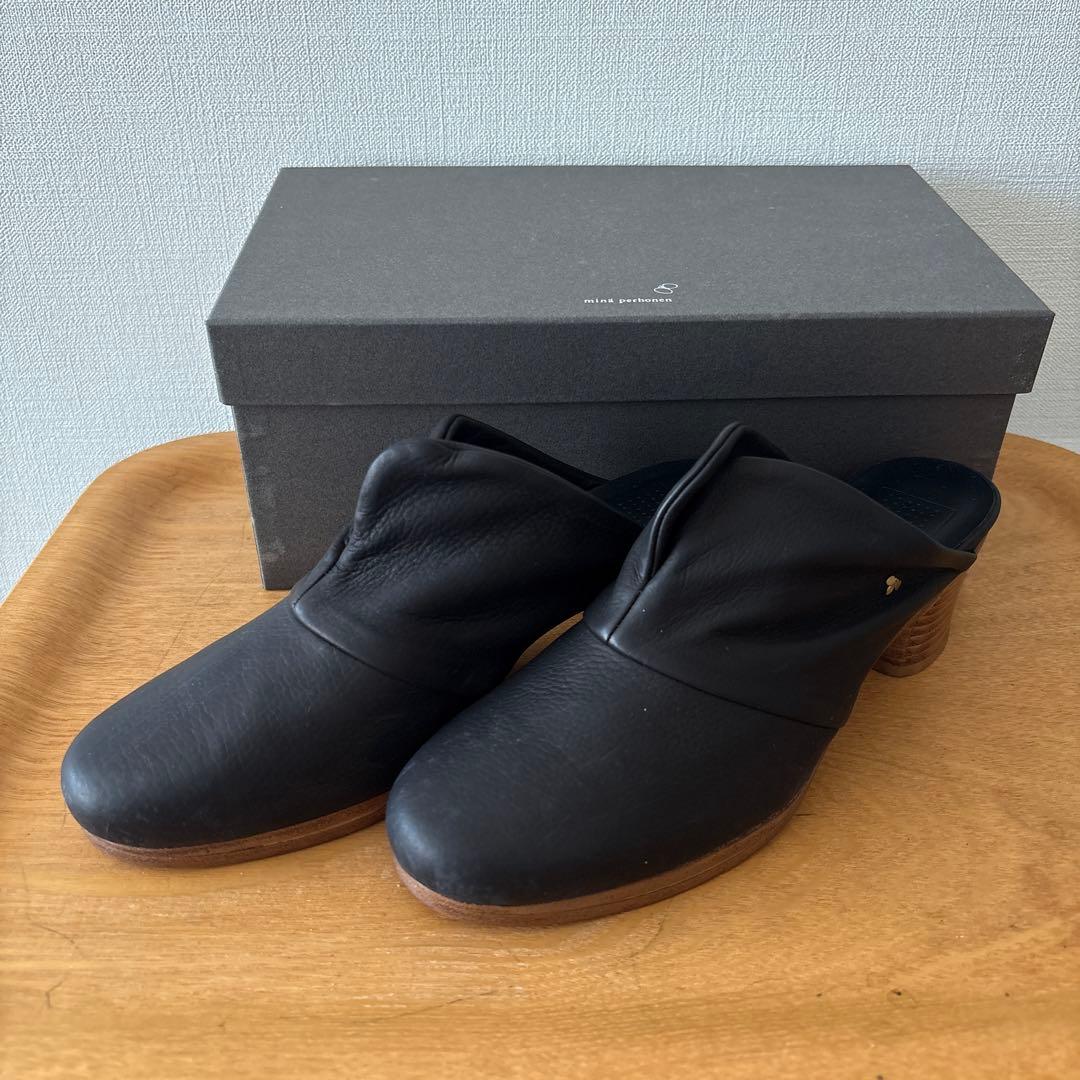 ミナペルホネン　サボ　23.5センチ