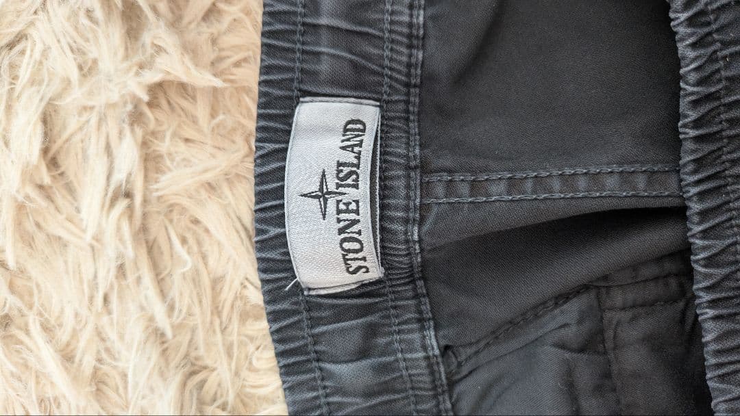 STONE  カーゴパンツ　ストーンアイランド