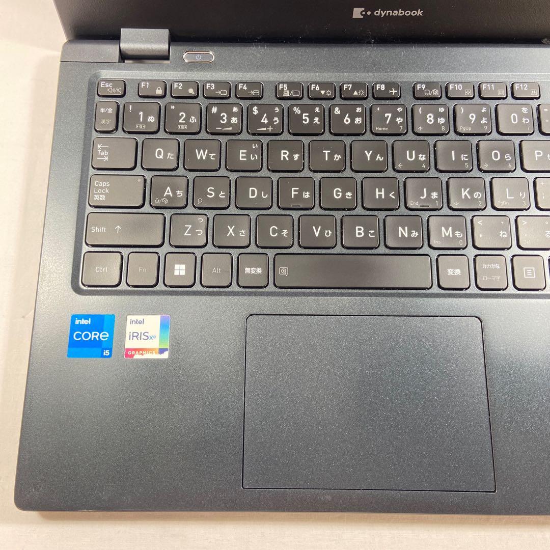 ★2022年製★ 超軽量モデル SSD512GB dynabook F19