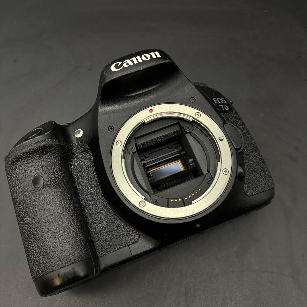 【動作OK】Canon EOS 7D デジタル一眼レフカメラ DS126251