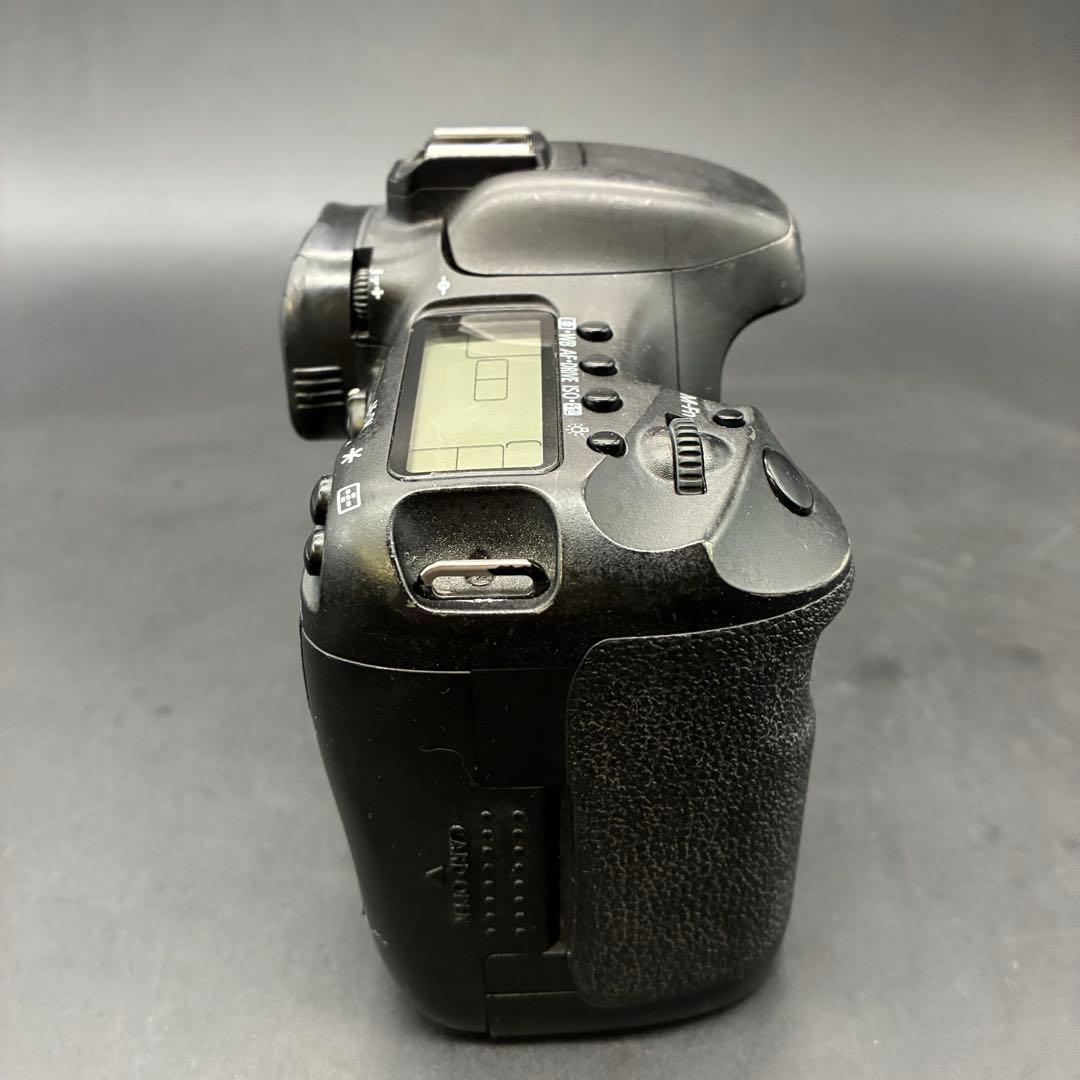 【動作OK】Canon EOS 7D デジタル一眼レフカメラ DS126251