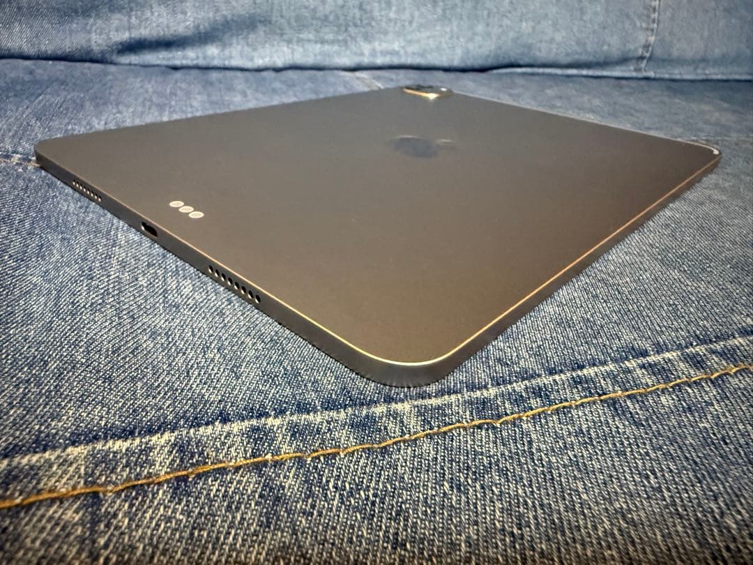 アア様第4世代iPad Pro 11インチ スペースグレー wifi 256GB