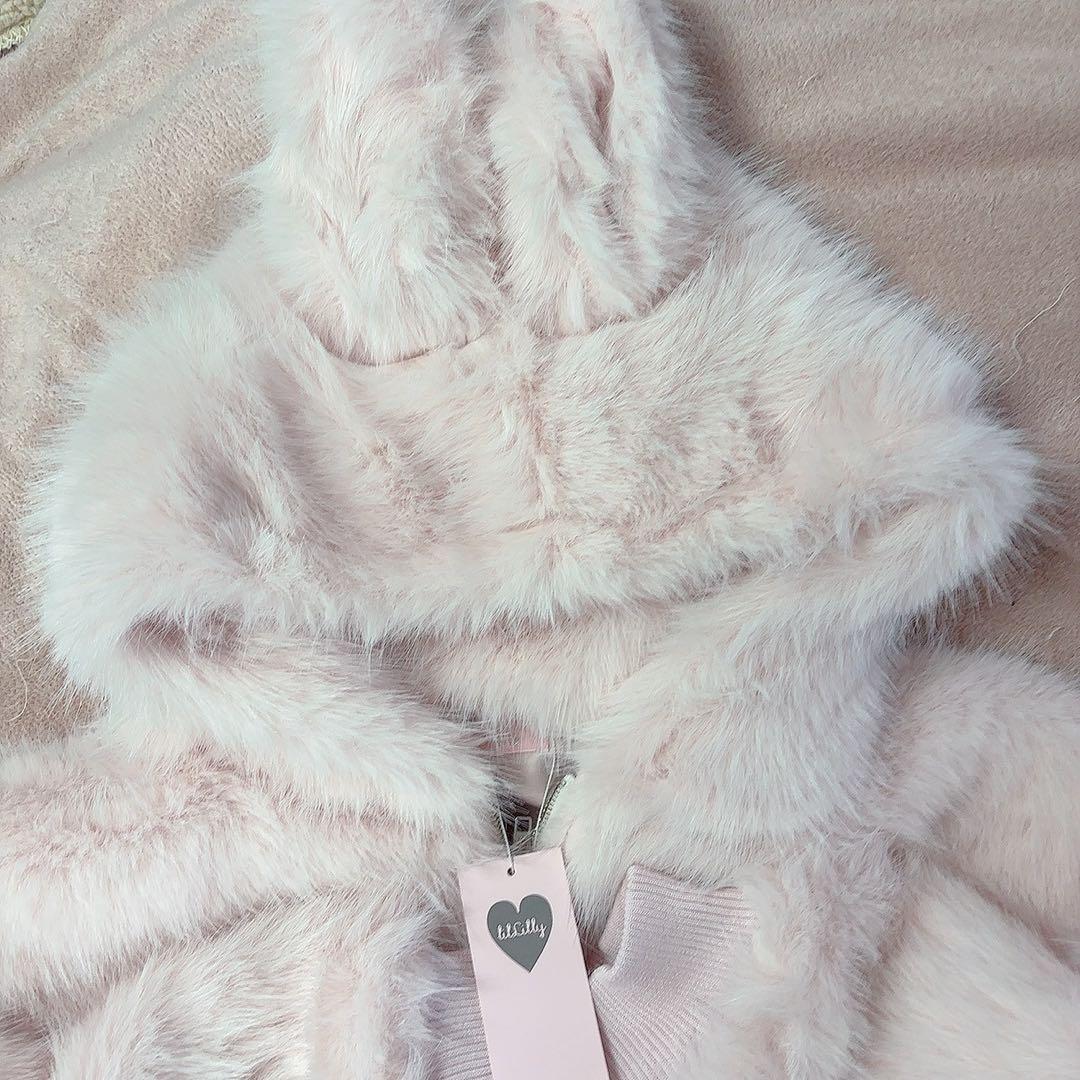 雪*音様 lilLilly リルリリー ピンクうさぎ フェイクファーパーカー コ