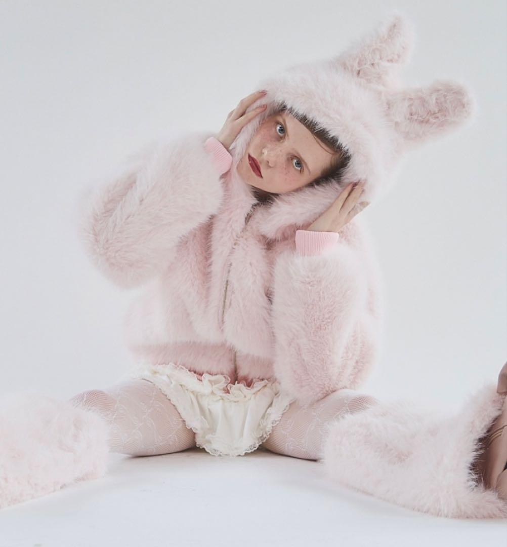 雪*音様 lilLilly リルリリー ピンクうさぎ フェイクファーパーカー コ