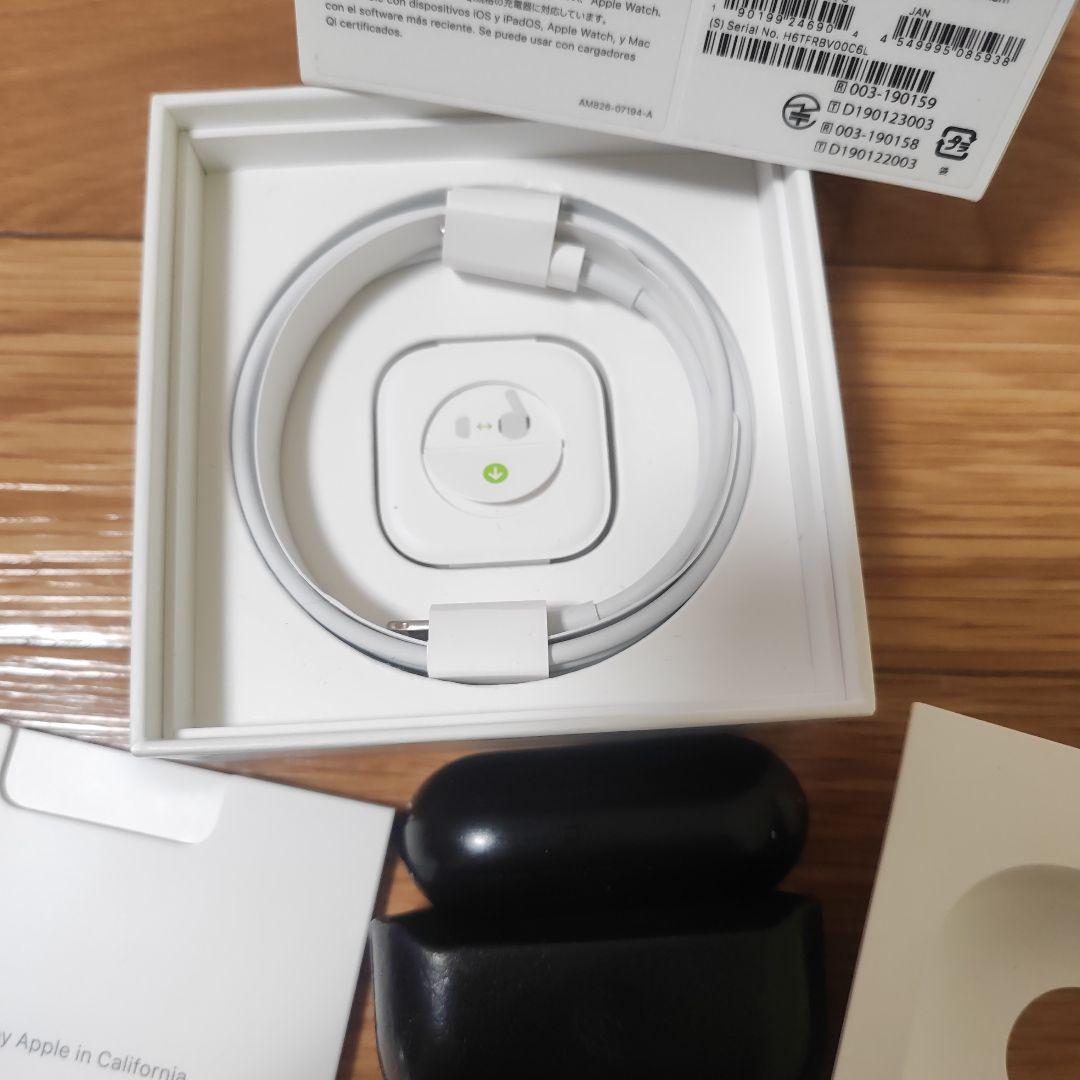 AirPods Pro 1完璧に動作します。