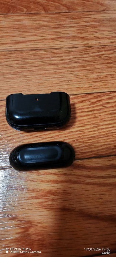 AirPods Pro 1完璧に動作します。