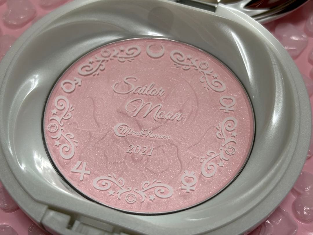 MR ミラクルロマンス シャイニングムーンパウダー2021 セーラームーン