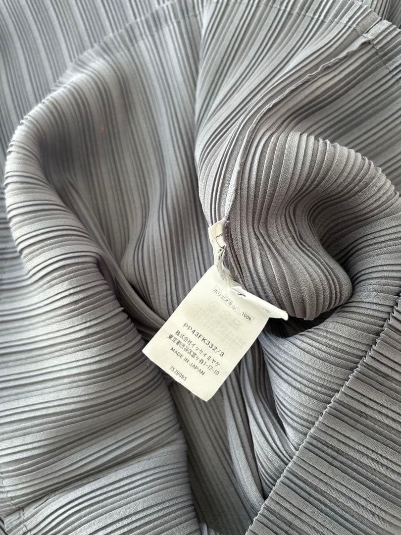 pleatsplease グレーカットソー