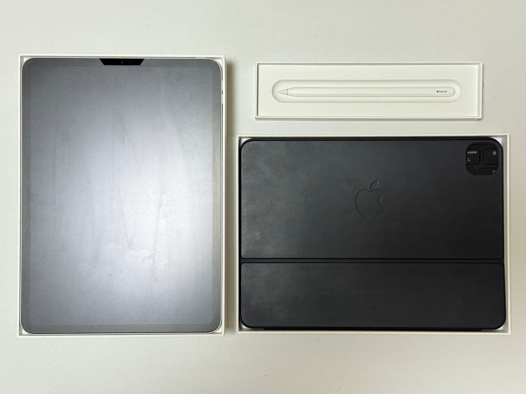 11インチiPadPro11第2世代　スマートキーボード アップルペンシル