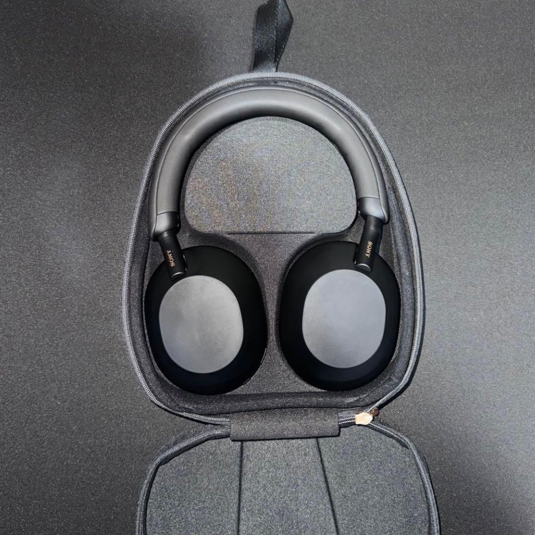 WH-1000X M5 ヘッドホン　SONY