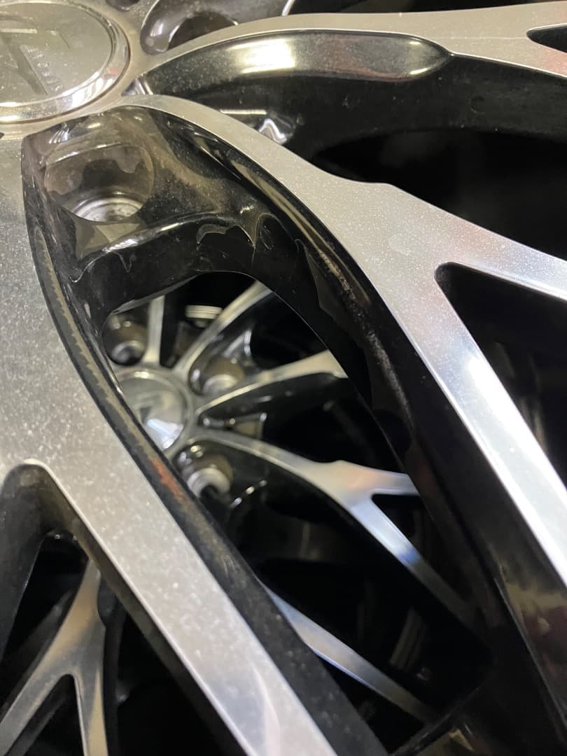 ①レオニスMX 18インチ　7J 114.3 インセット53 2本