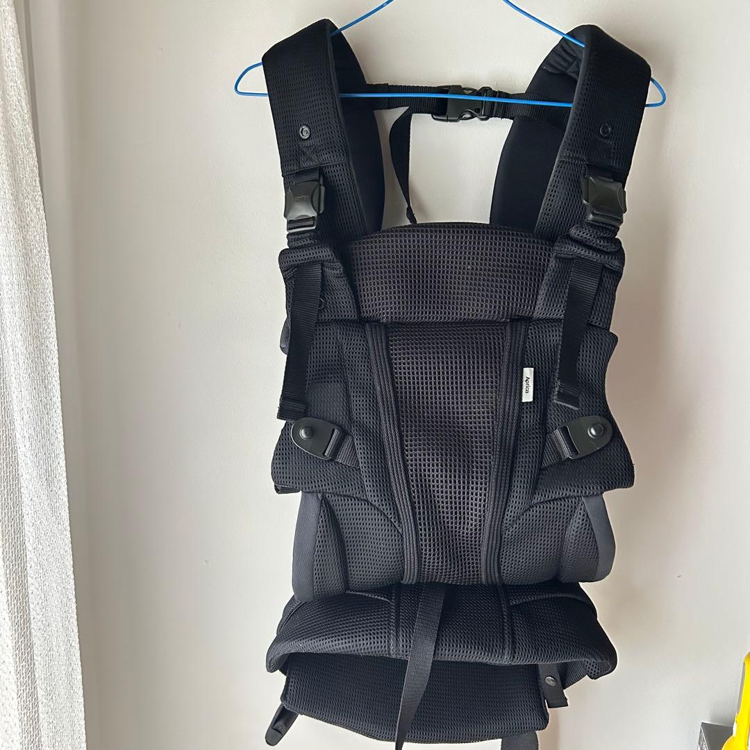 【美品・付属品完備】アップリカ ラクリス 抱っこ紐 ブラック 2024年購入