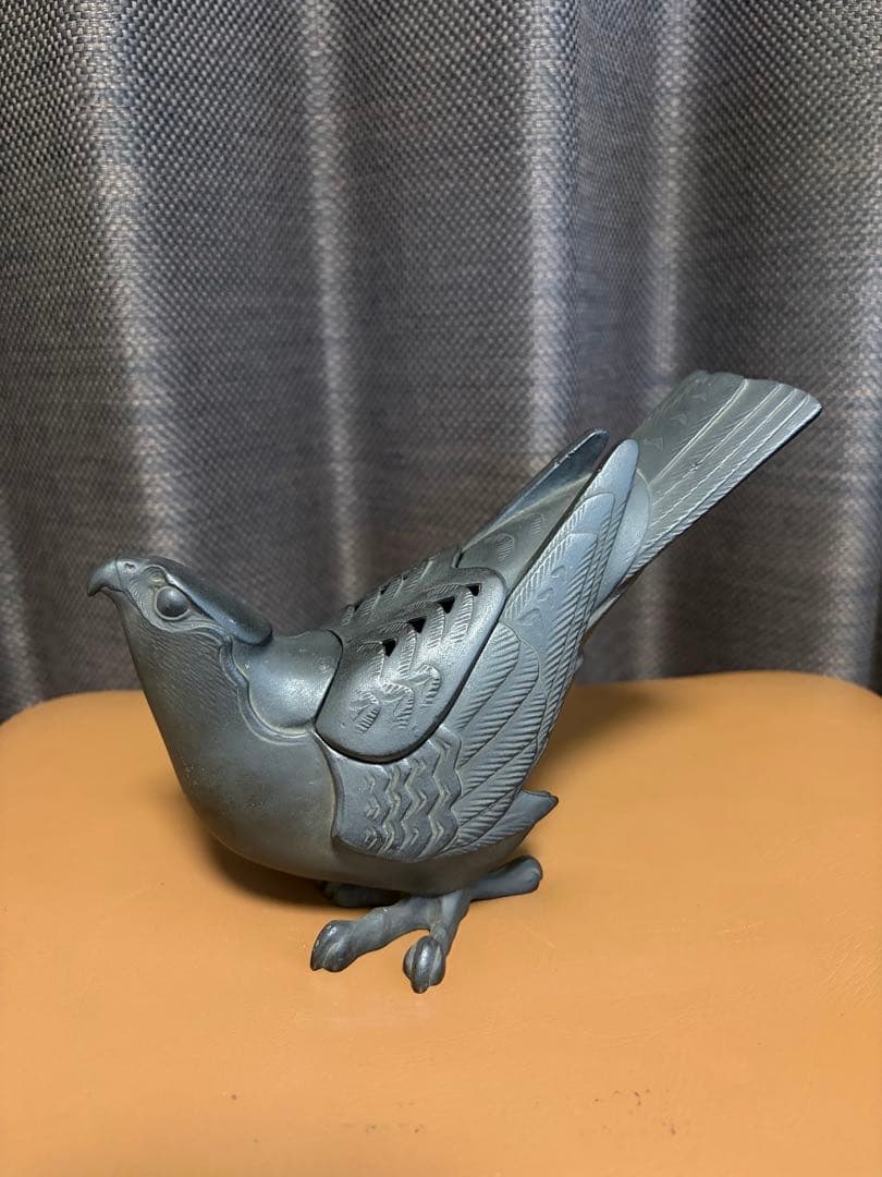 二橋美衡 作 皇太子誕生記念　鷹　香炉　銅製