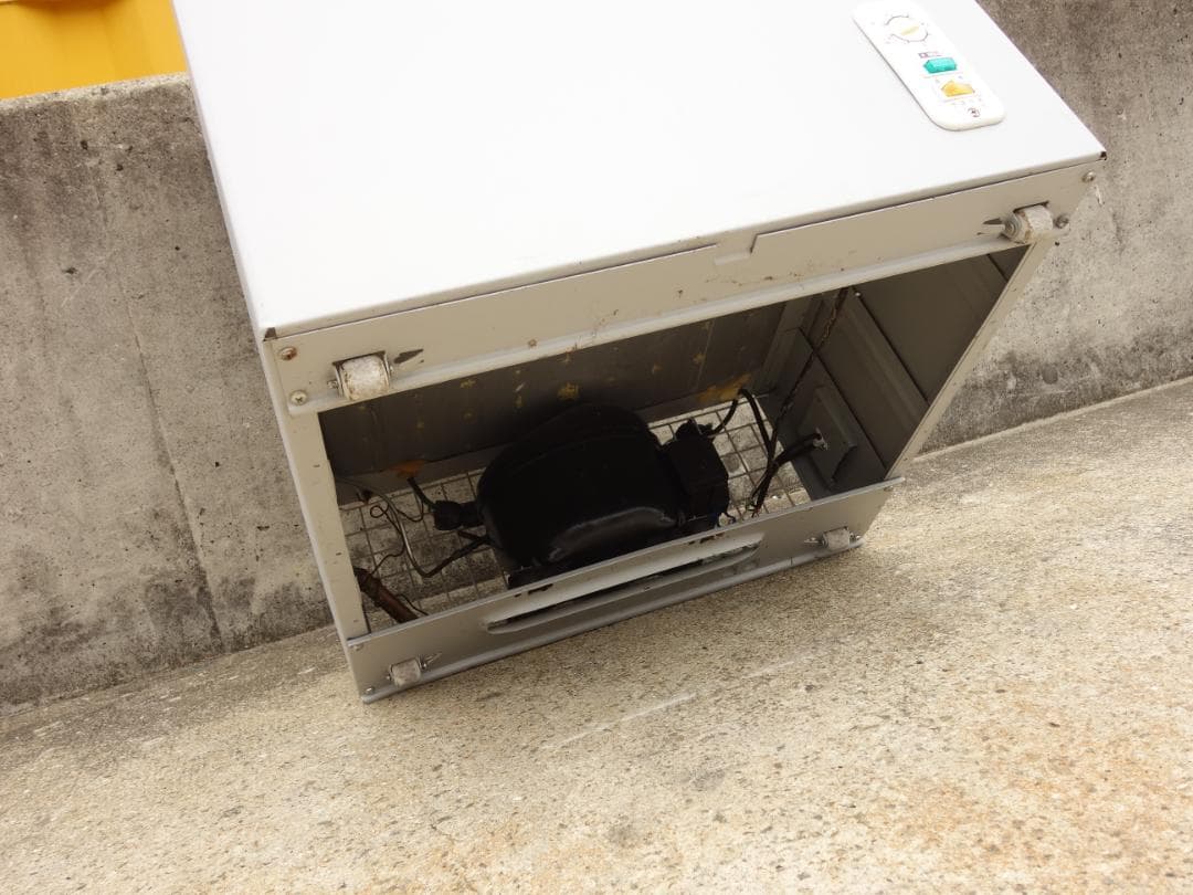 K▼三ツ星貿易 エクセレンス 冷凍庫 ストッカー フリーザー (31522)