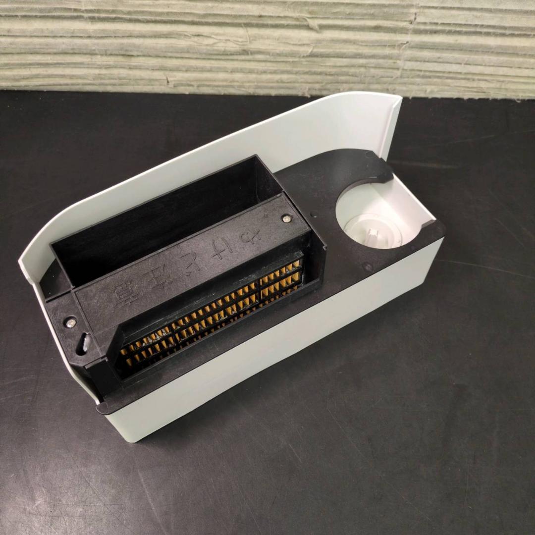 ☆シャープ 加湿セラミックファンヒーター HX-TK12-W 2024年製