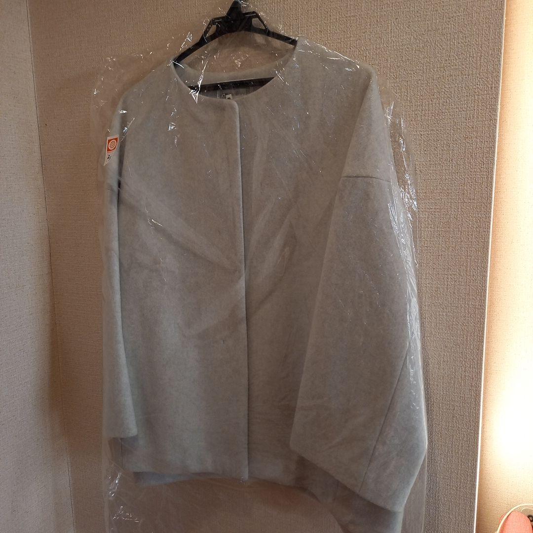 ビアズリー　極美品　うしろぷっくりウールショートコート　ライトグレー