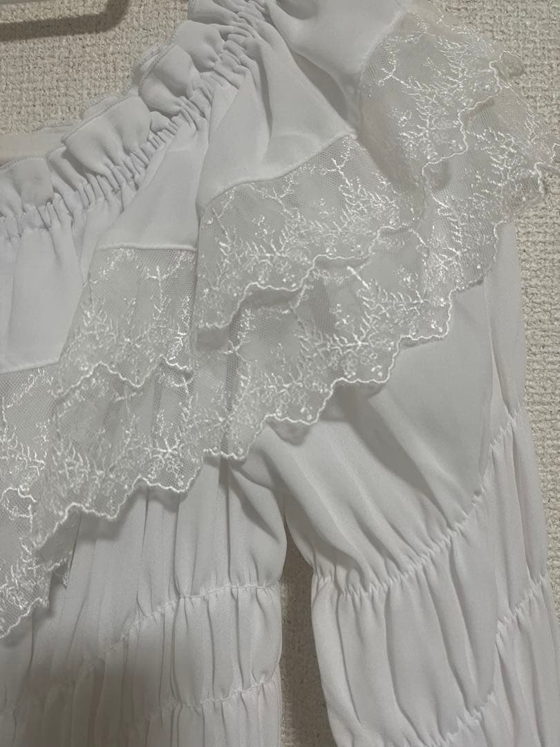 ATELIER PIERROT/シャーリングプリンセススリーブブラウス