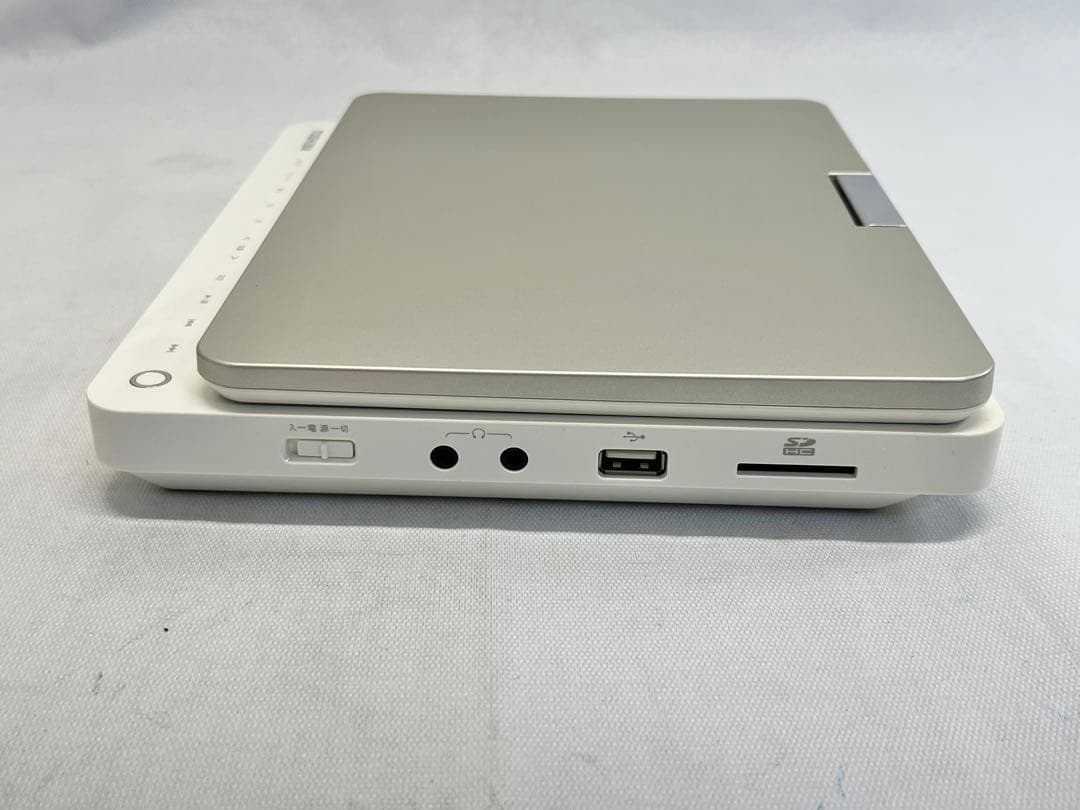 TOSHIBA REGZAポータブルブルーレイプレーヤーSD-BP900S