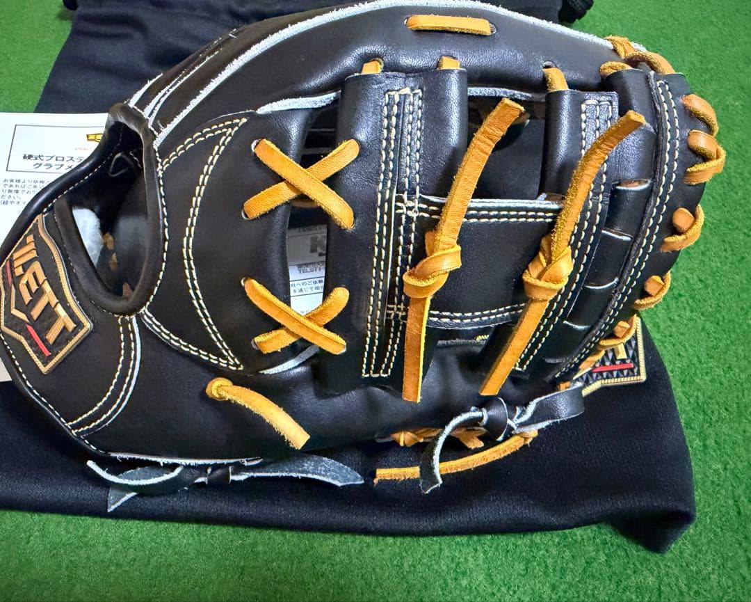 クリスマス特価　ゼット 硬式グローブ　プロステイタス サイズ4 25年5月購入