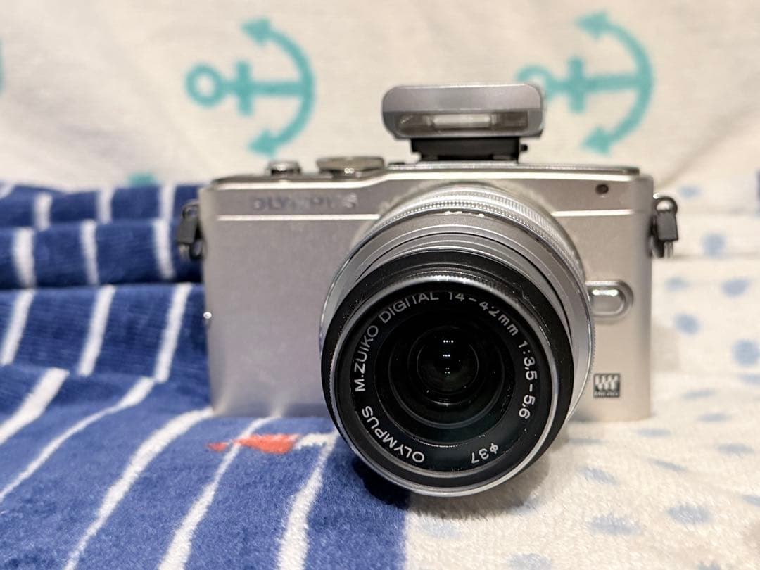 オリンパス PEN lite E-PL5ミラーレス一眼