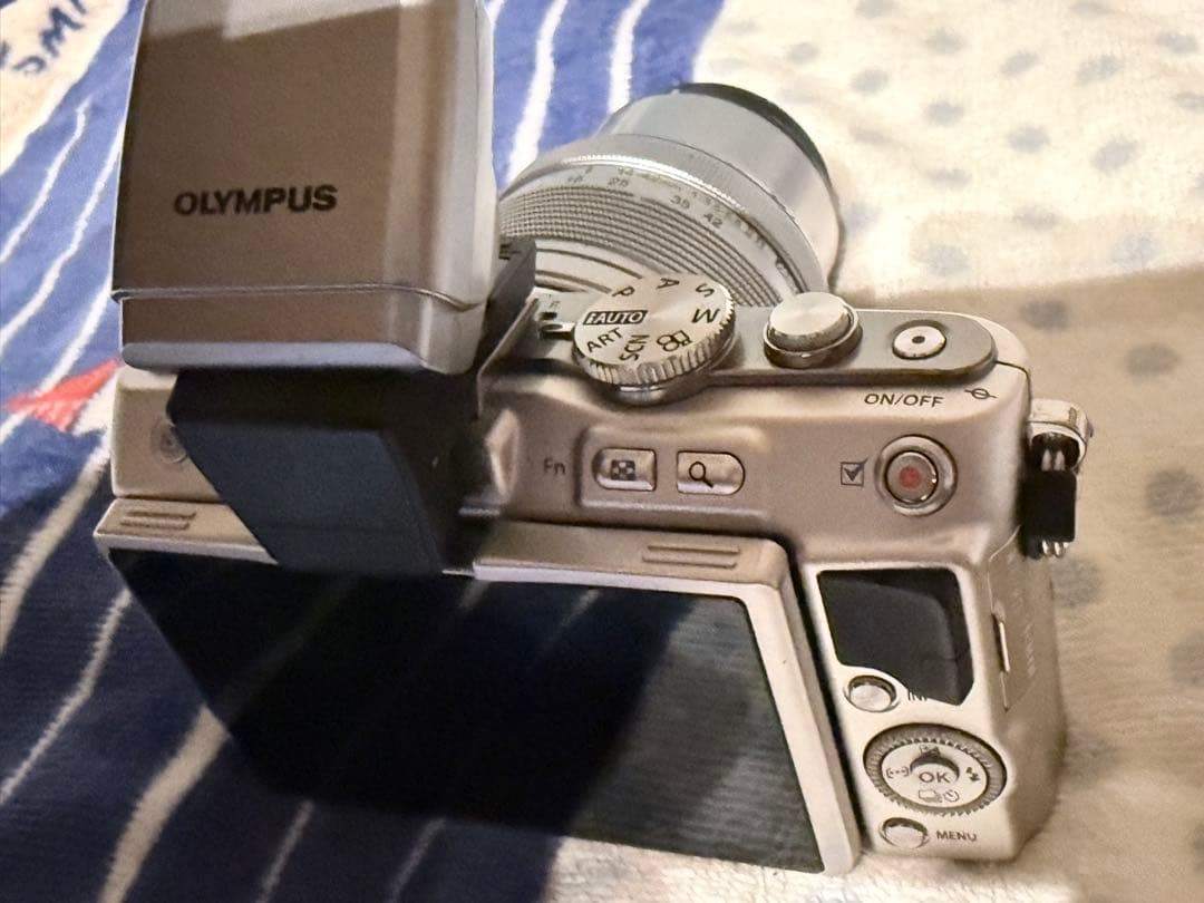 オリンパス PEN lite E-PL5ミラーレス一眼