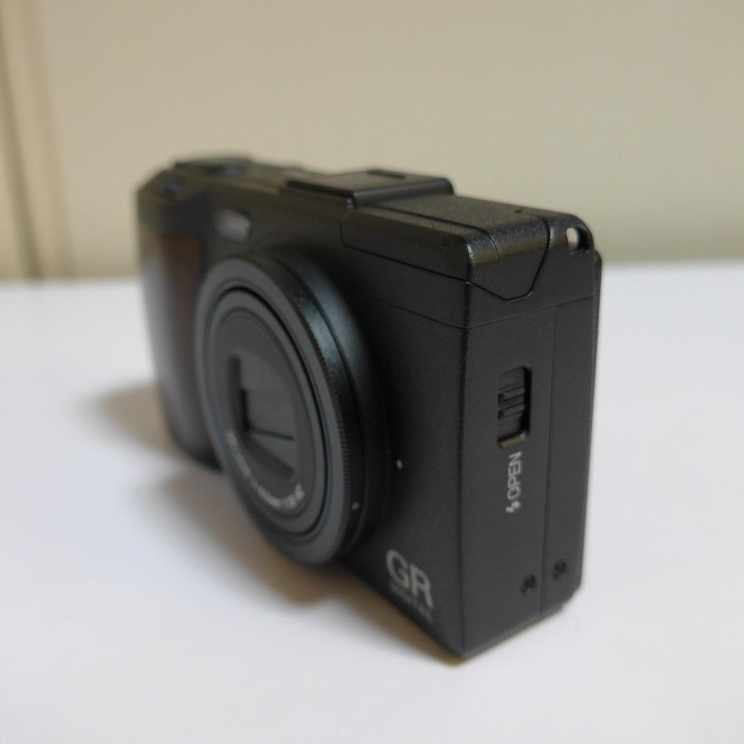 【美品】RICOH GR DIGITAL IV