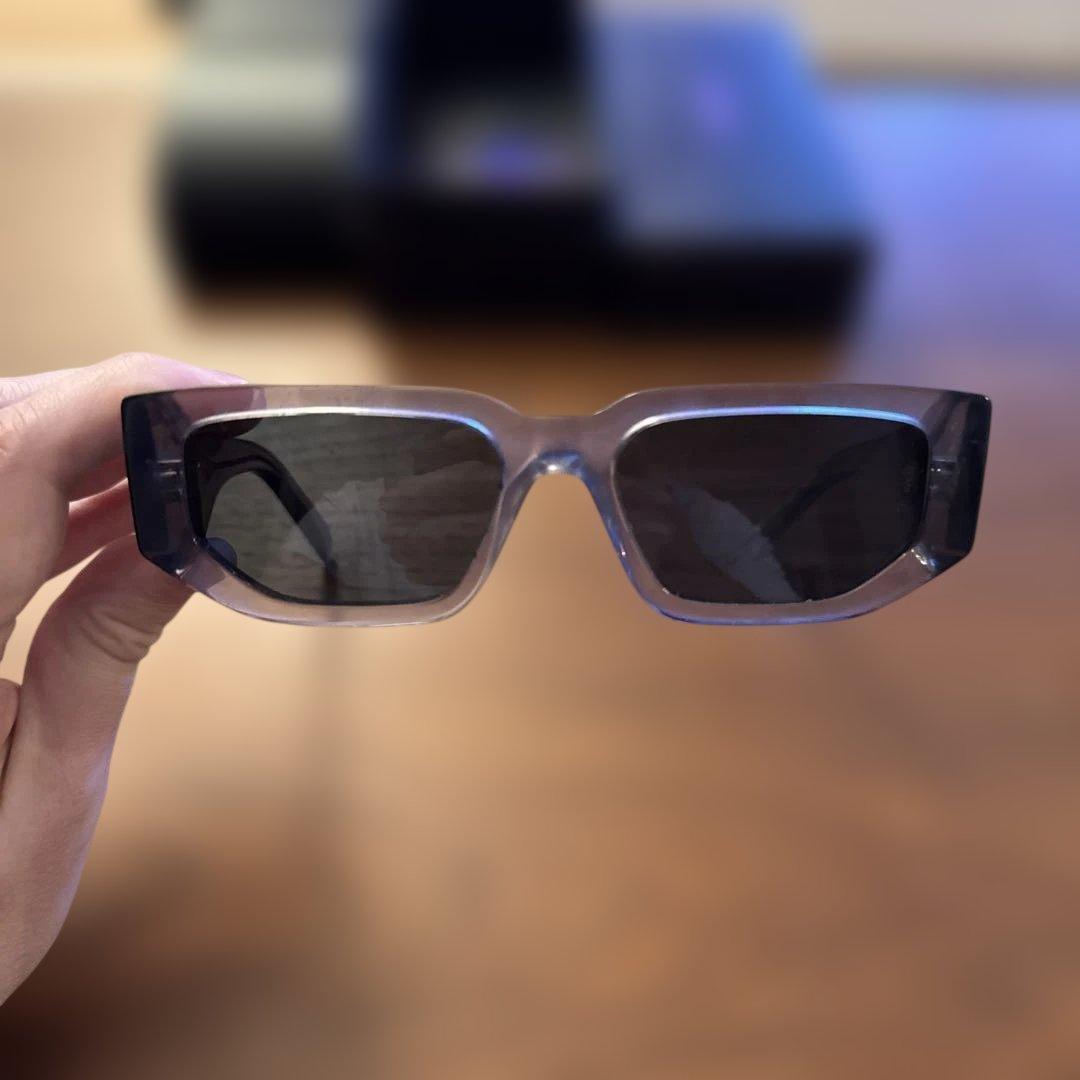 PRADA グレー サングラス