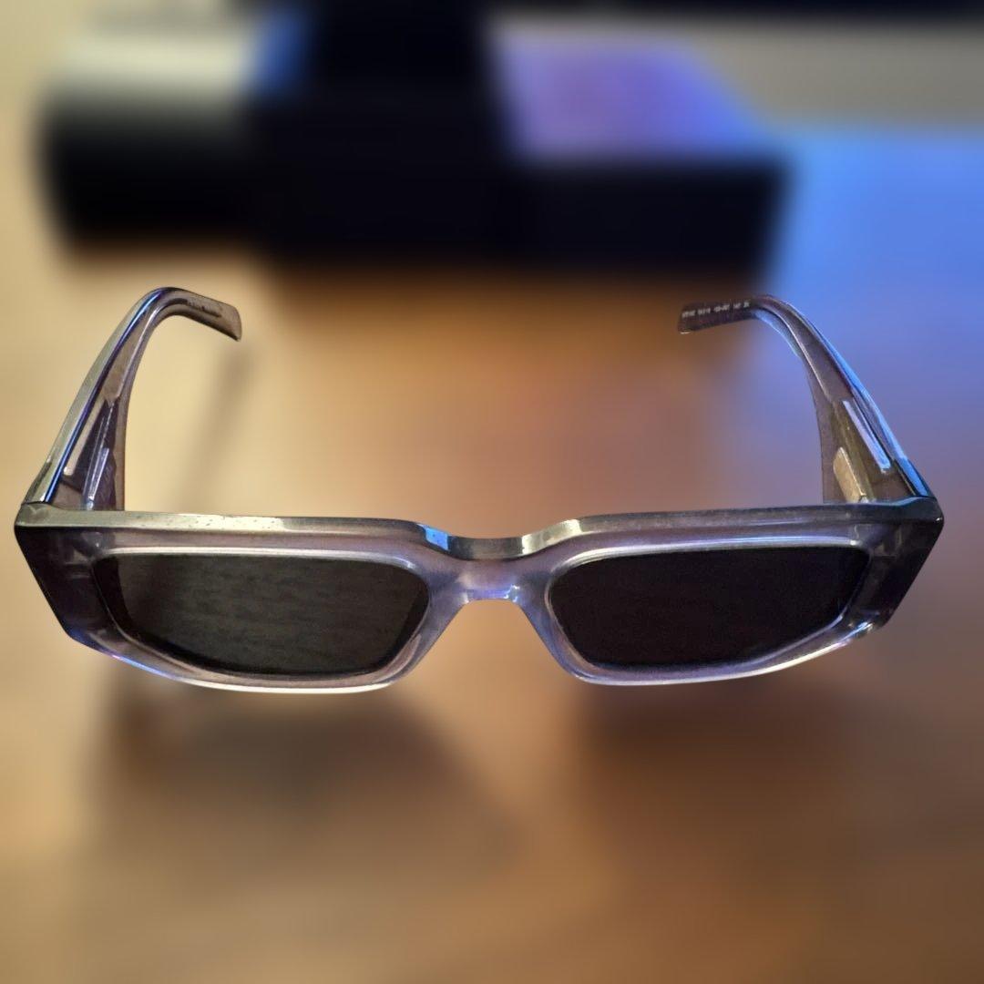 PRADA グレー サングラス