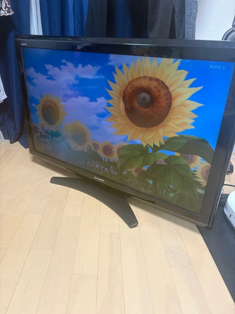 SHARP AQUOS 40型 液晶テレビ　LC-40E9