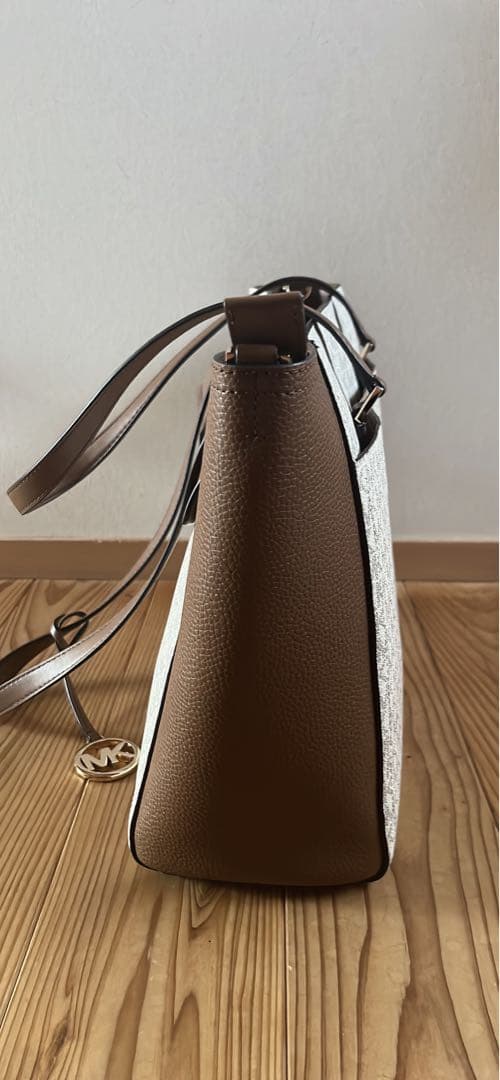 【正規品】MICHAEL KORS トートバッグ ポーチ&ショルダーバッグ付き