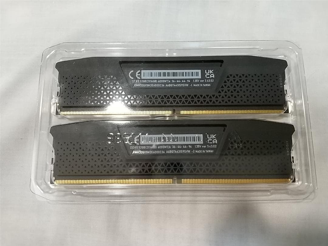 CORSAIR DDR5-6000 32GB （16GB×2）