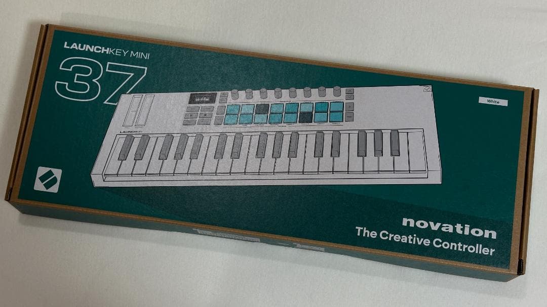 DTM・DAW NOVATION Launchkey Mini 37 White