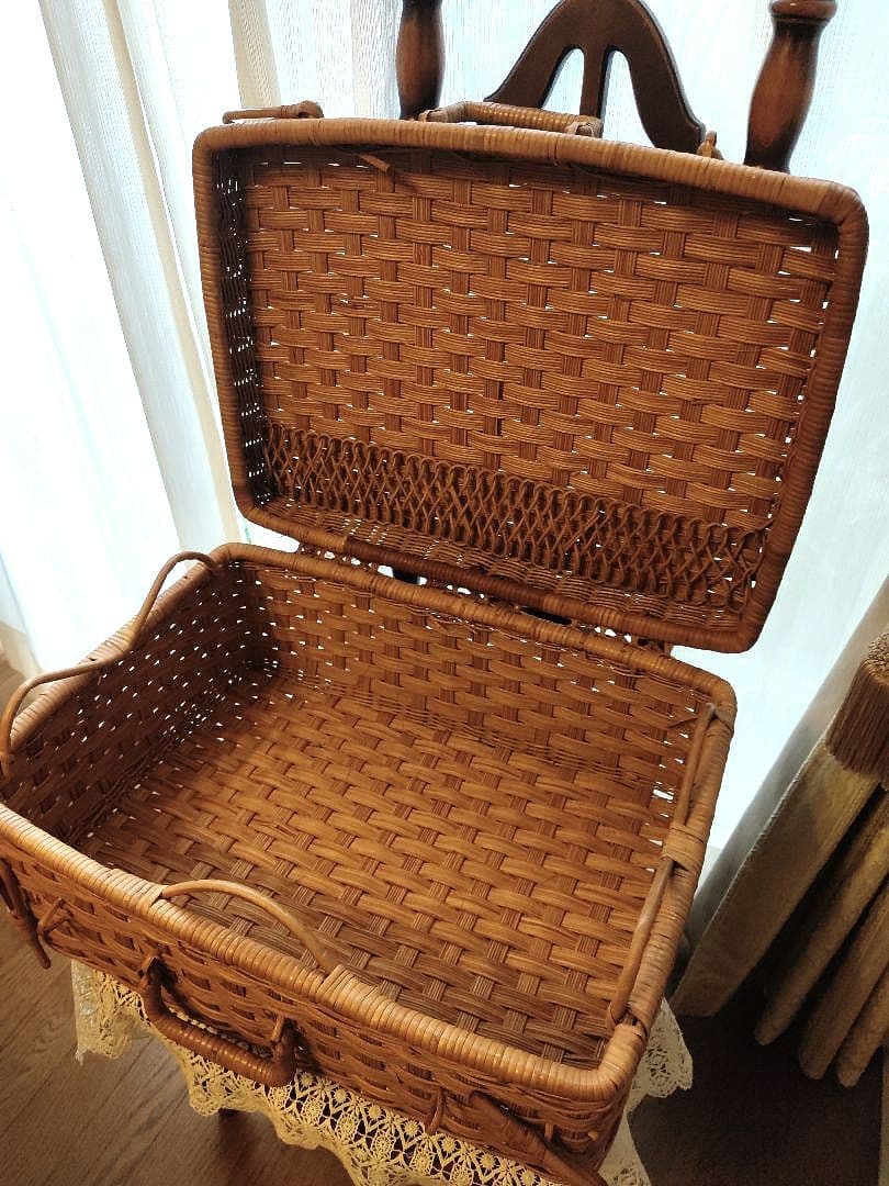 バスケット　カゴ　かご　籐　ラタン　ヴィンテージ