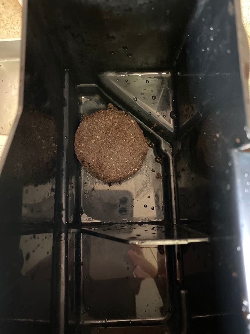 動作確認済　デロンギ　マグニフィカ　ESAM03110 全自動エスプレッソマシン