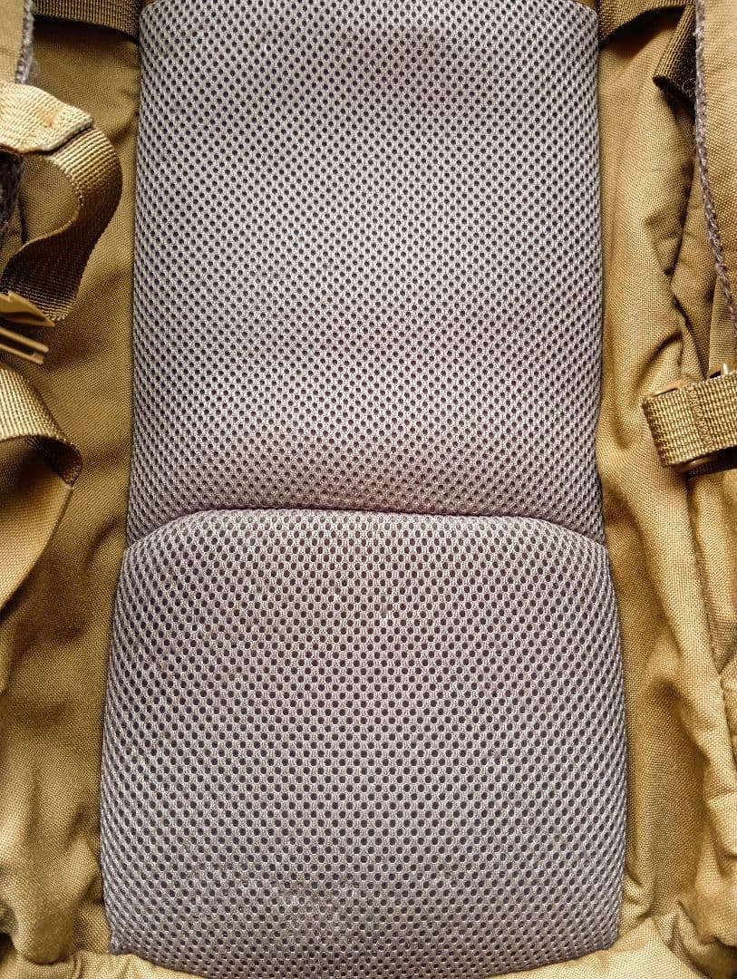 ニ*ル様 ミステリーランチ スイートピー コヨーテ